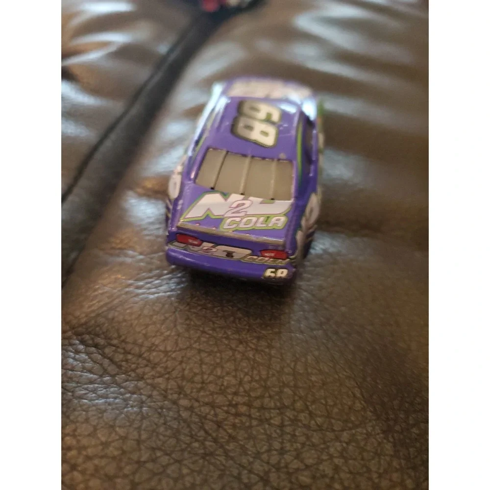 Disney Pixar Cars #68 N2O Cola, Parker Brakeston‎ 1/55
